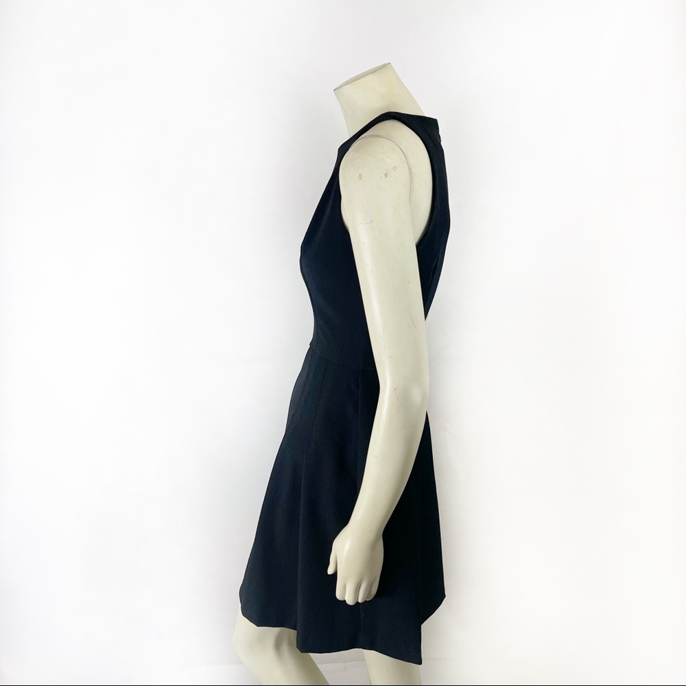 Nicole Miller Artelier fit and flare sleeveless black dress size 8 - Picture 3 of 10